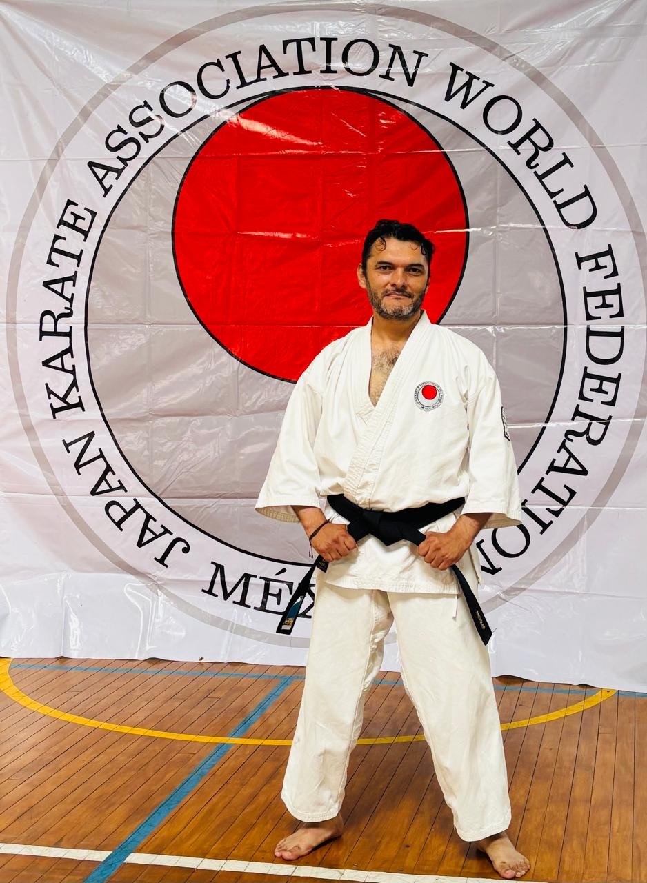 Dr. Santiago Alamilla Bazán